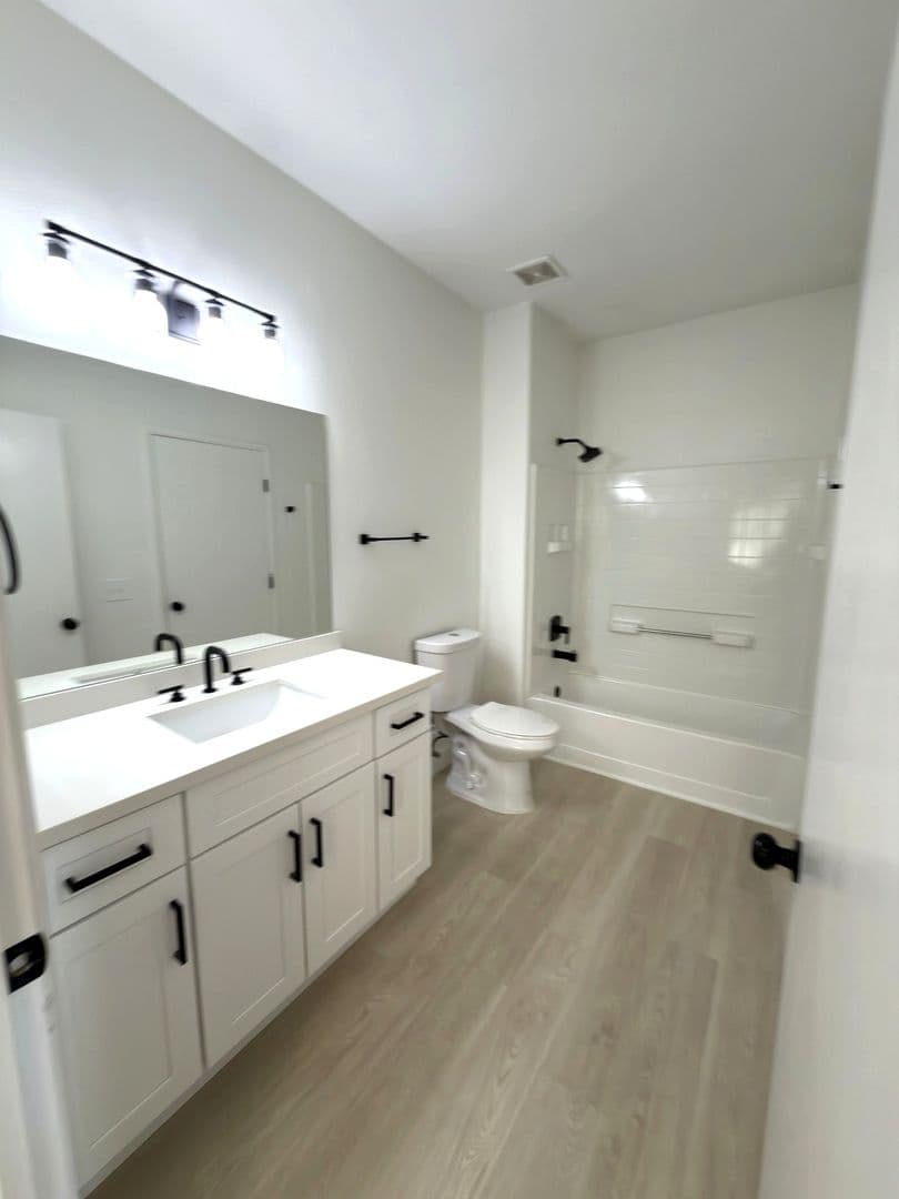 Las Vegas Condo: 9050 West Warm Springs Rd. #2084