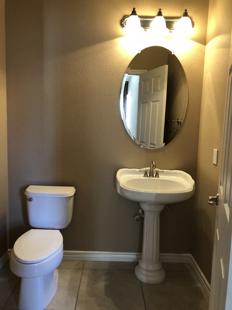 Henderson House: 2780 Mingary Ave