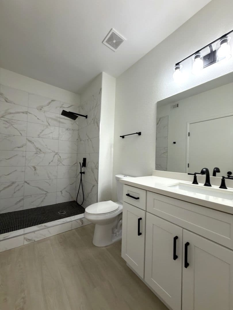 Las Vegas Condo: 9050 West Warm Springs Rd. #2084