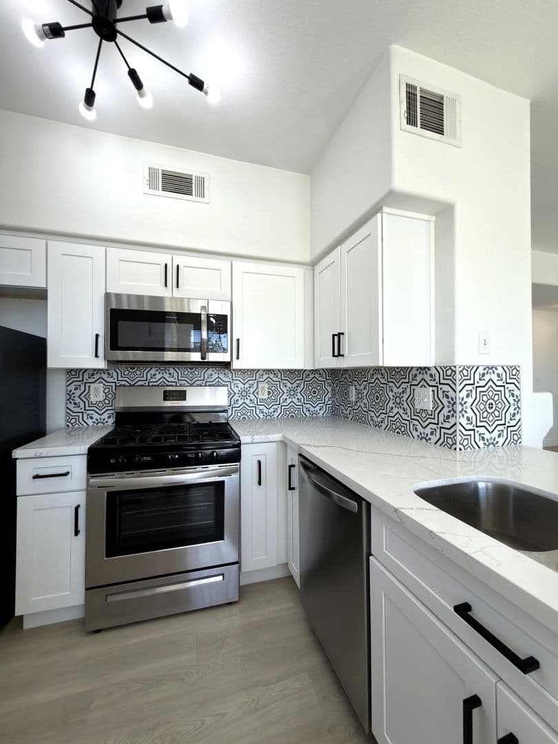 Las Vegas Condo: 9050 West Warm Springs Rd. #2084