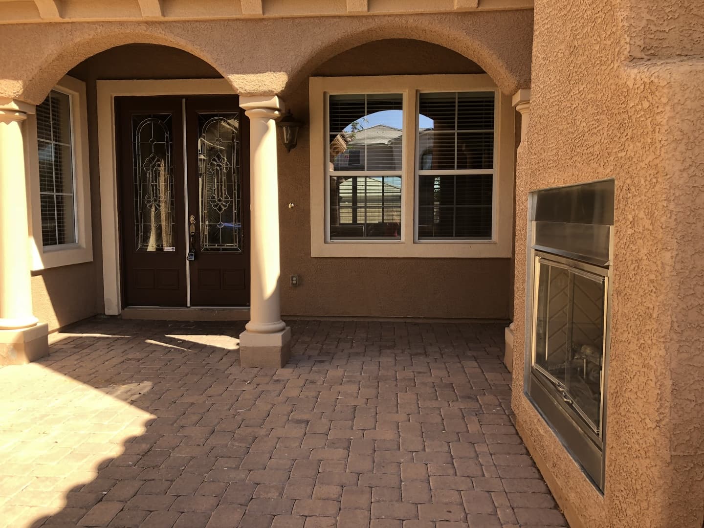 Henderson House: 2780 Mingary Ave