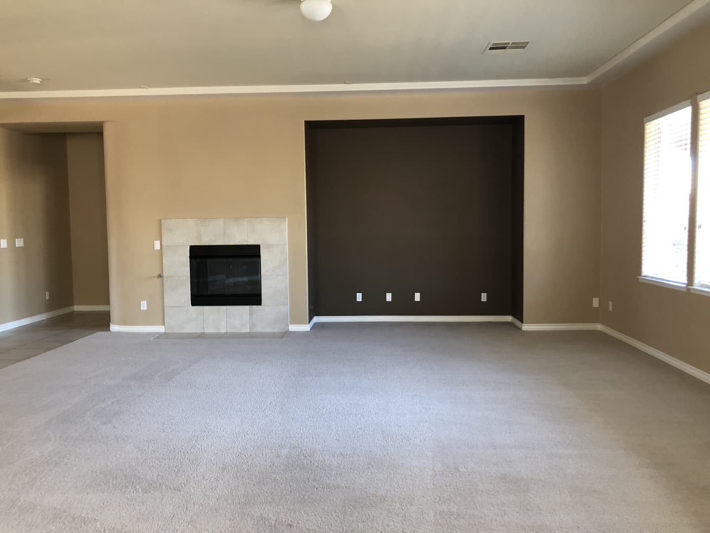 Henderson House: 2780 Mingary Ave