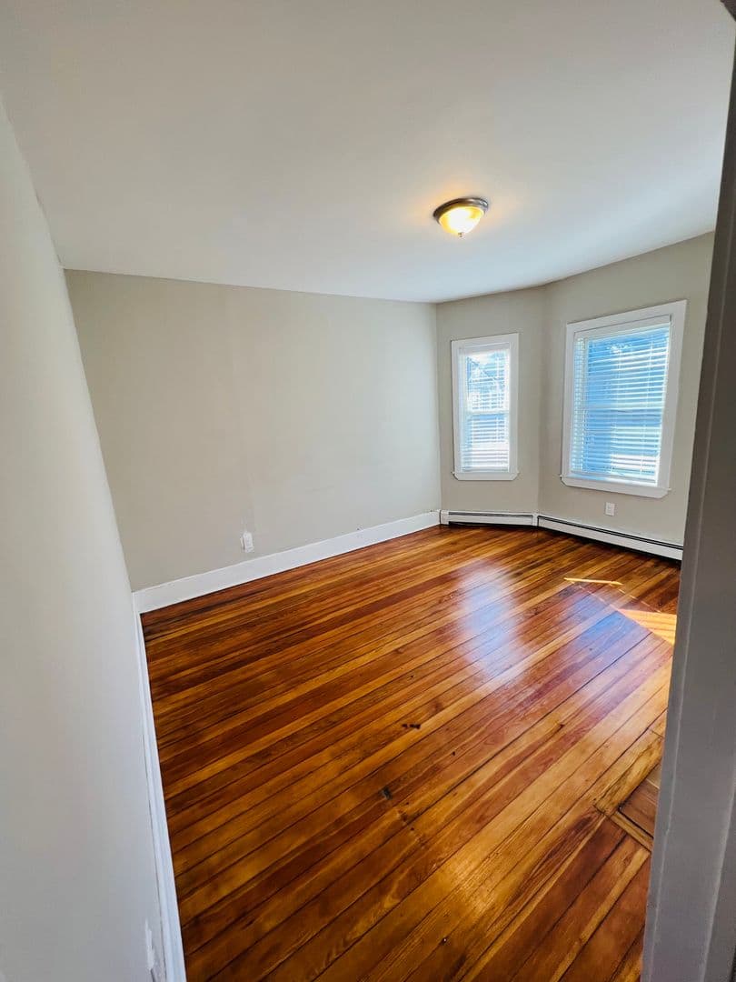 Dorchester House: 10 Westcott St.