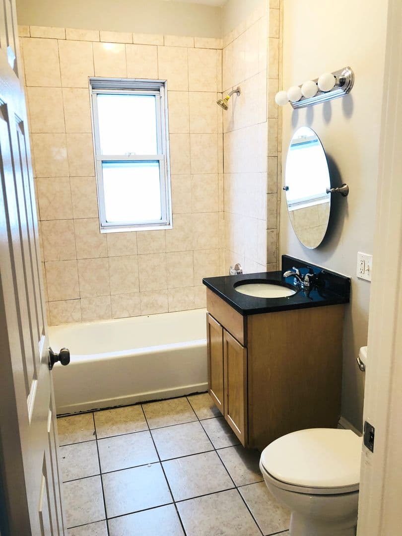 DORCHESTER House: 95 Draper St Unit 1