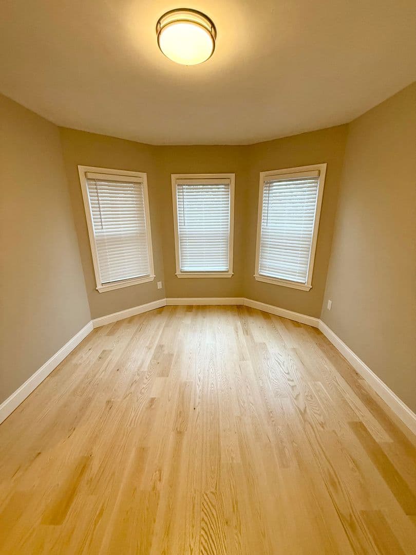 Dorchester Apartment: 18 Salina Rd