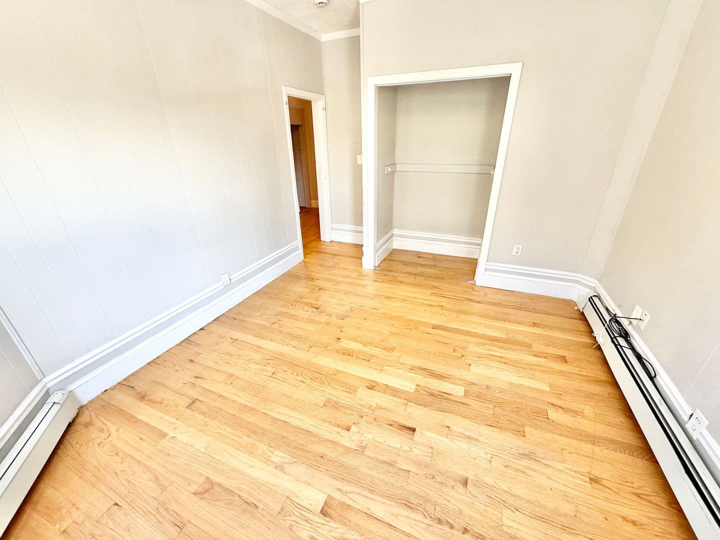 East Boston Apartment: 256 Marion St.