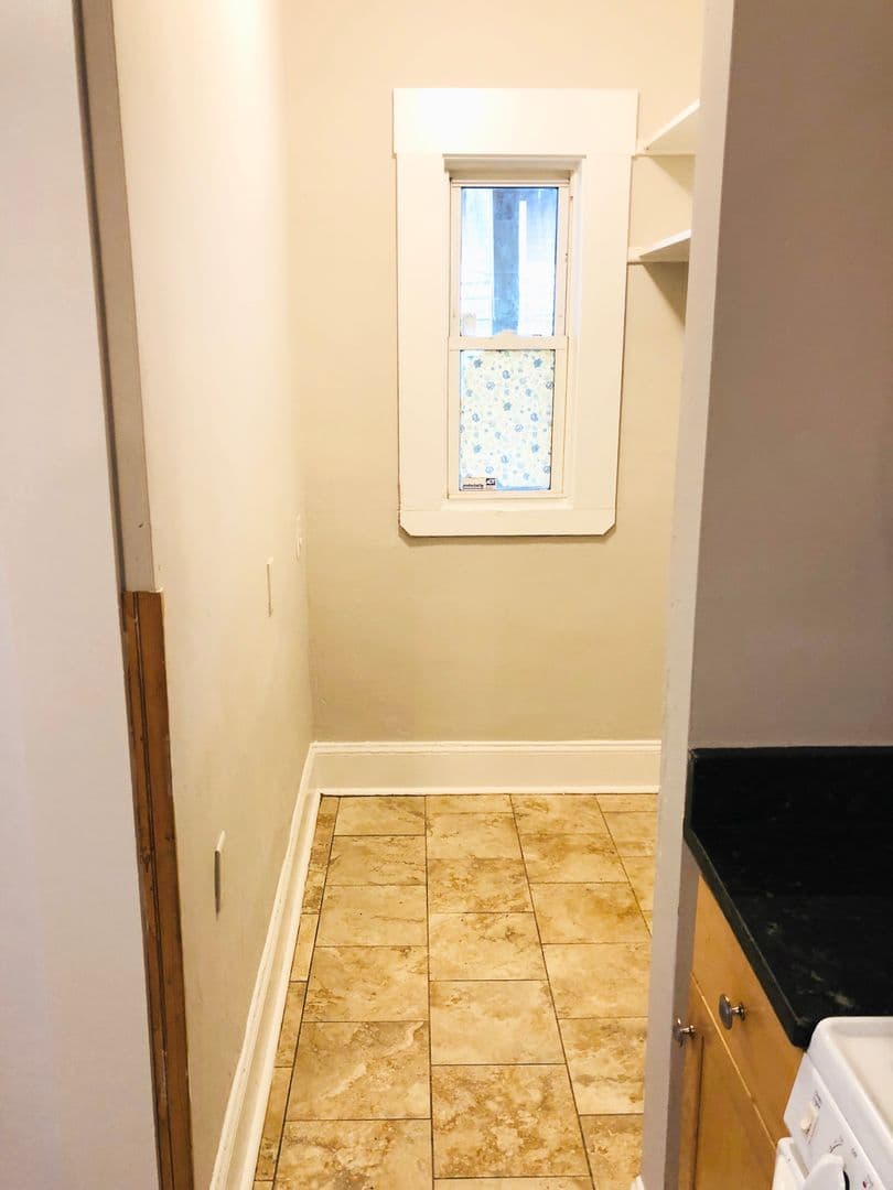 DORCHESTER House: 95 Draper St Unit 1