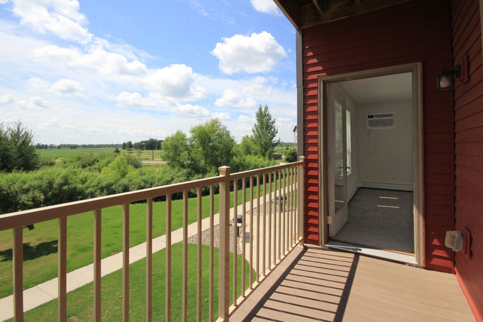 Alexandria Apartment: 4541 & 4727 Arbor Crossing SE