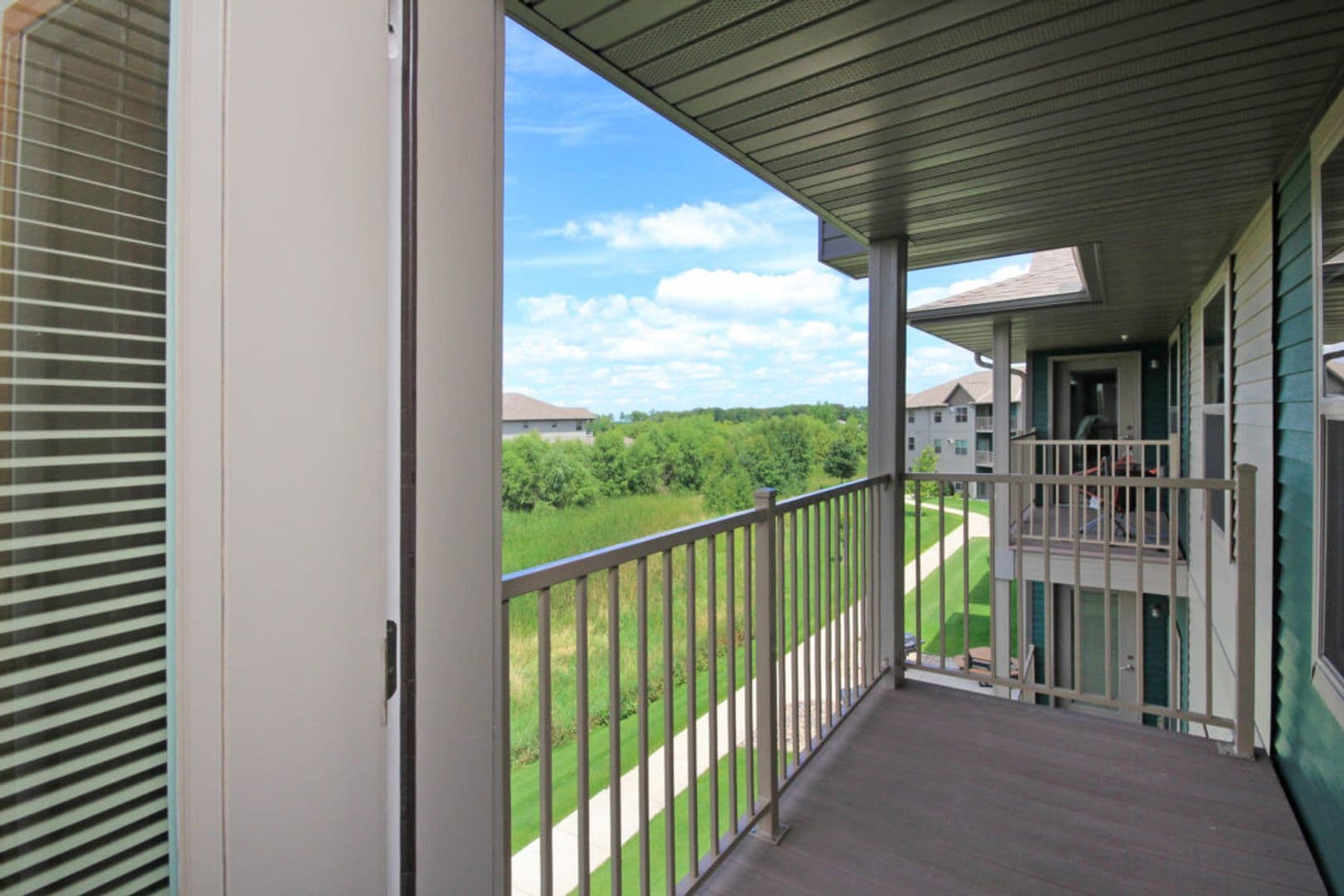 Alexandria Apartment: 4541 & 4727 Arbor Crossing SE