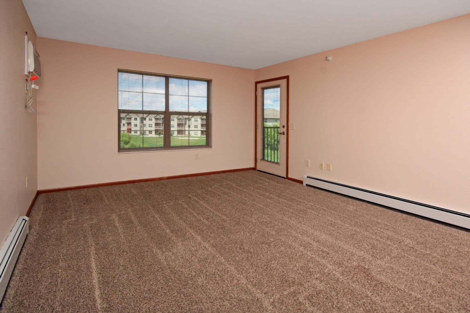 Alexandria Apartment: 4541 & 4727 Arbor Crossing SE