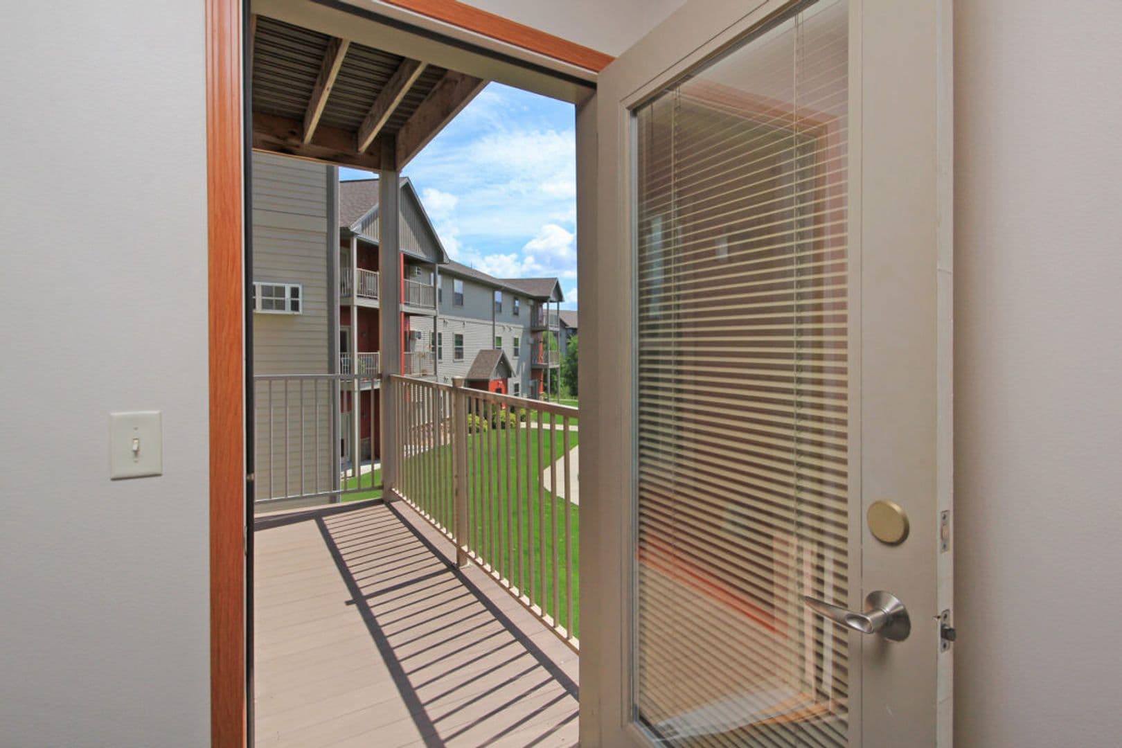Alexandria Apartment: 4541 & 4727 Arbor Crossing SE