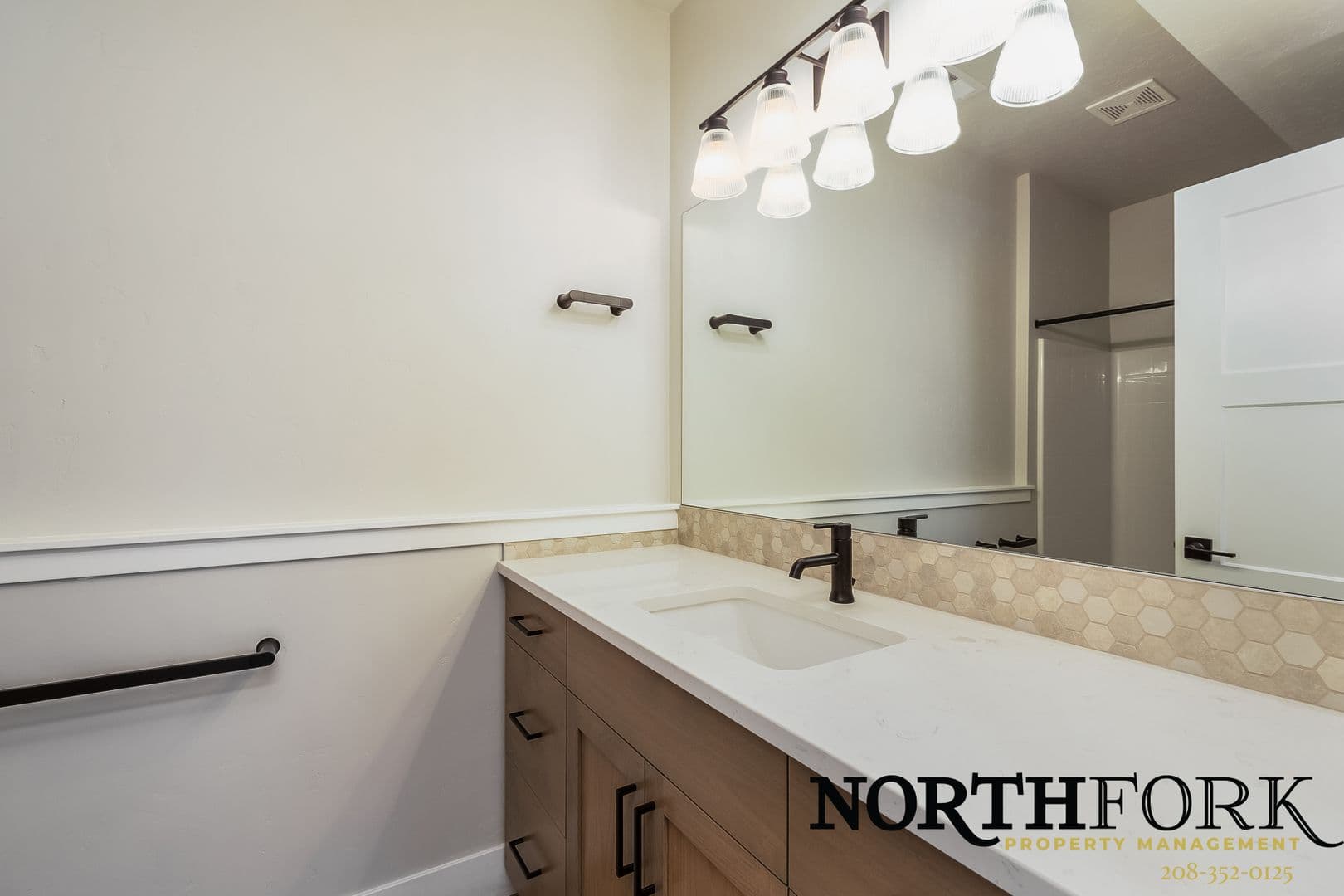 Boise House: 2121 N 34th St