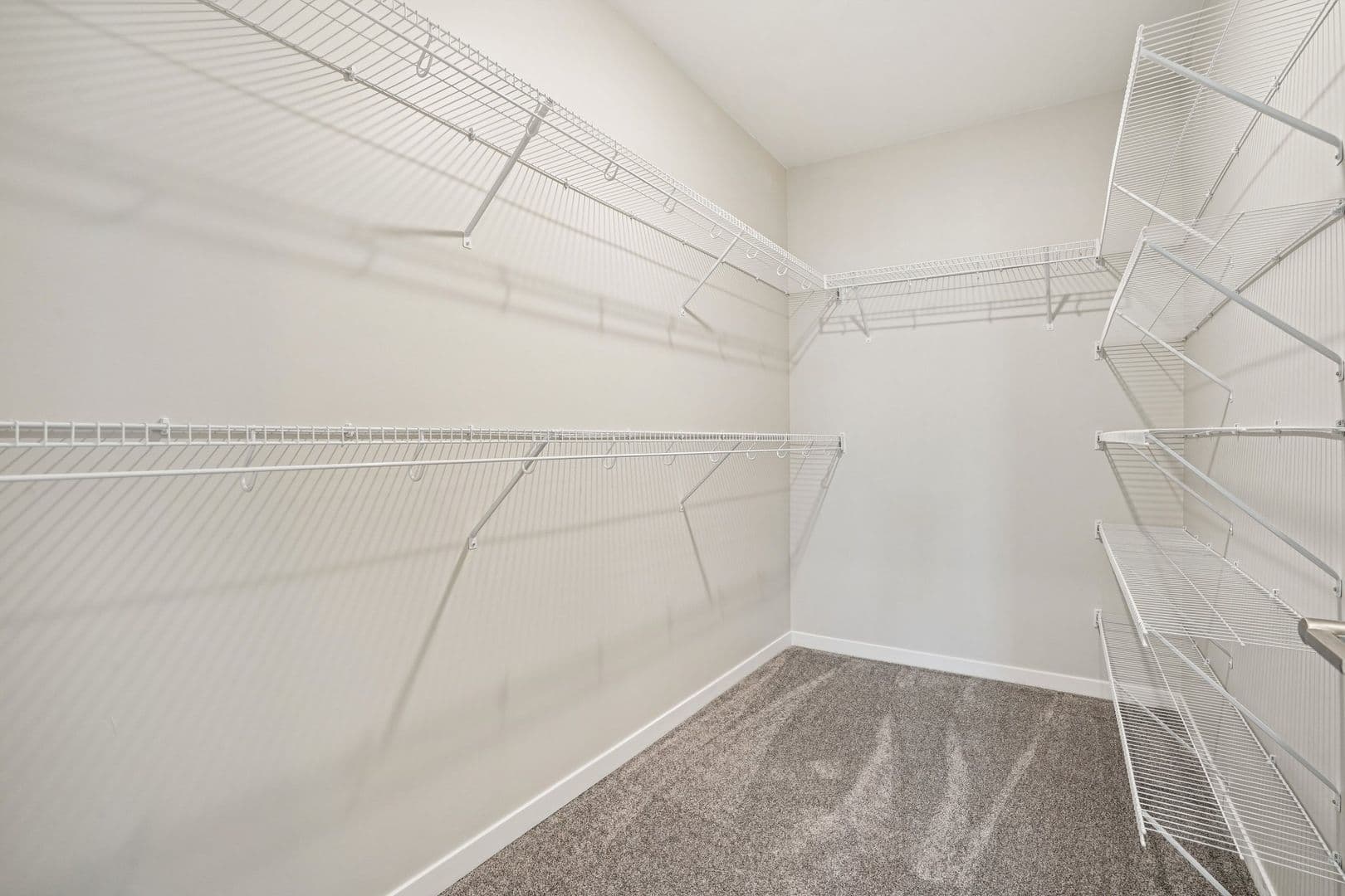 River Falls Apartment: 1496 Pebble Trail