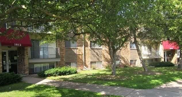 White Bear Lake Apartment: 1816 Birch St.