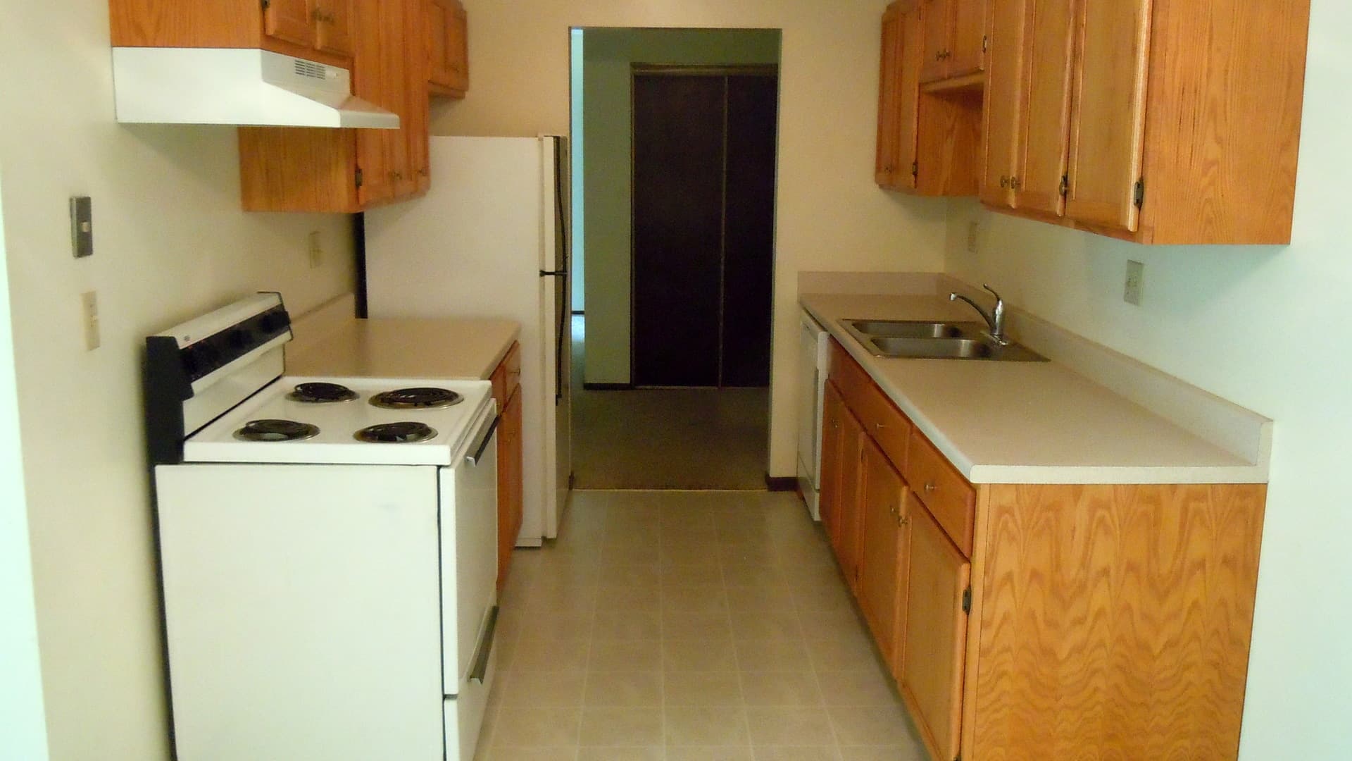 Winona Apartment: 1555 Homer Rd.