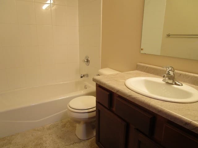 White Bear Lake Apartment: 1816 Birch St.
