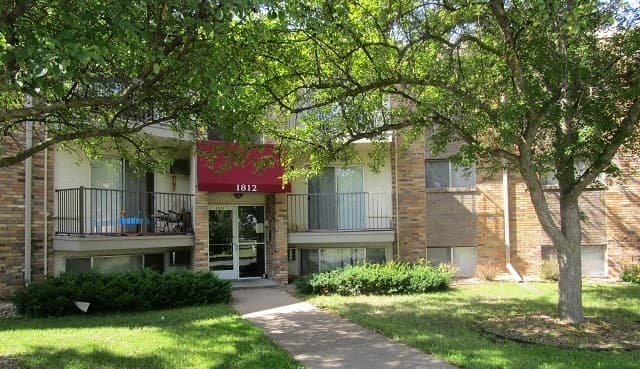 White Bear Lake Apartment: 1816 Birch St.