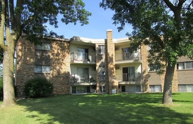 White Bear Lake Apartment: 1816 Birch St.