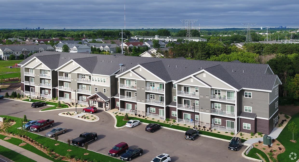 Maplewood Apartment: 3090 Hazelwood St.