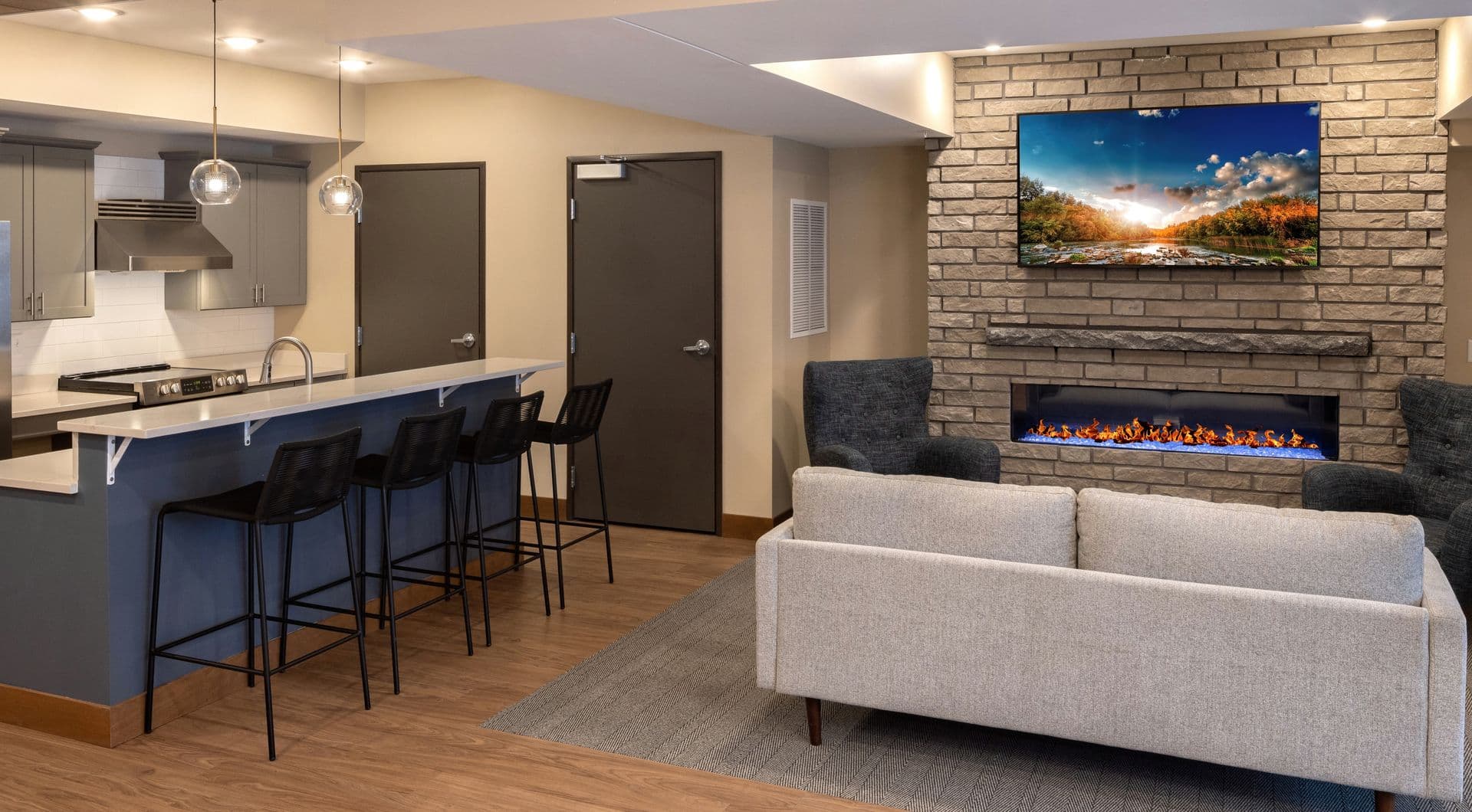 Inver Grove Heights Apartment: 1462 80th St. E.