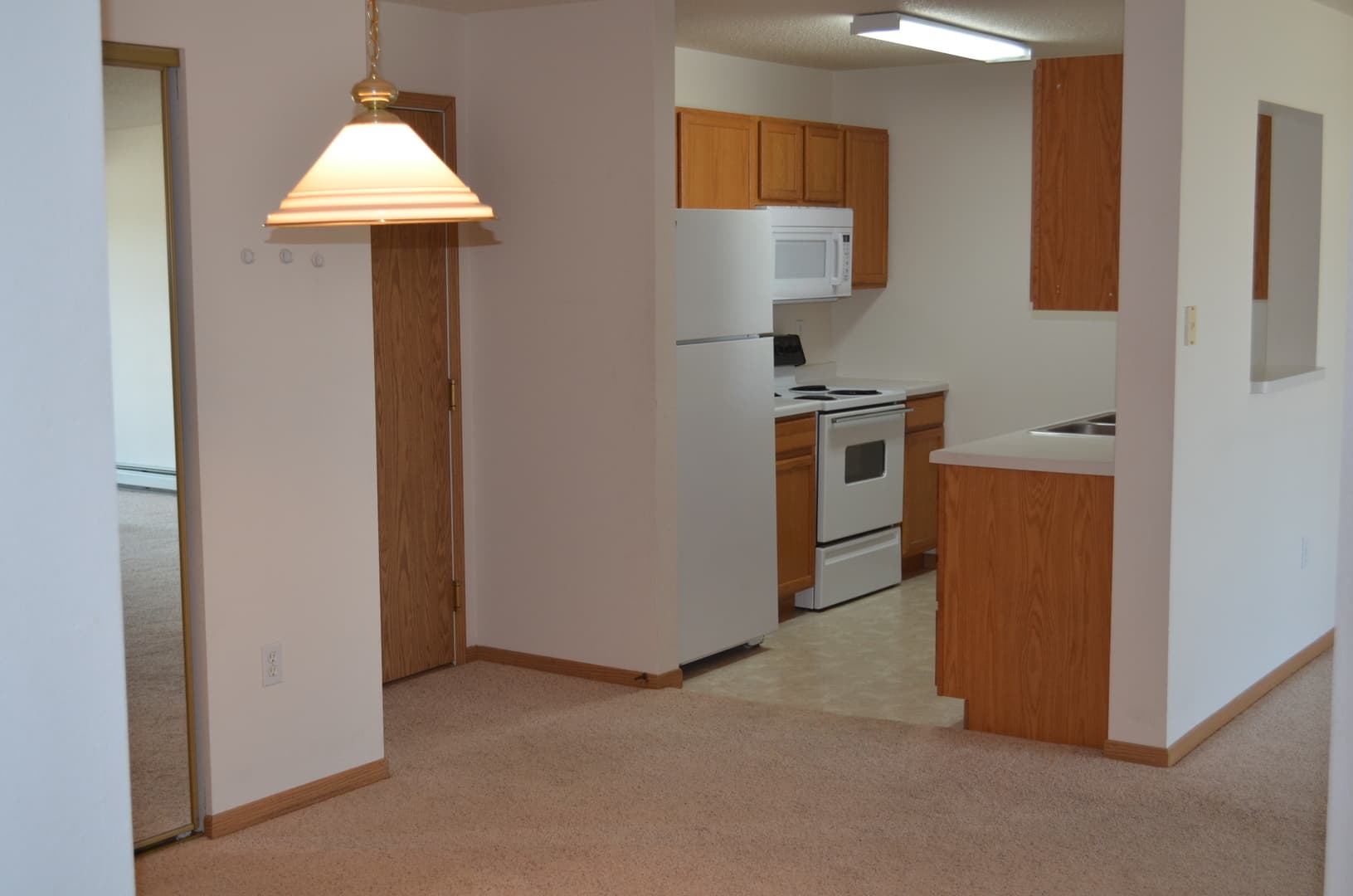 Fargo Apartment: 1910 49th St. S.