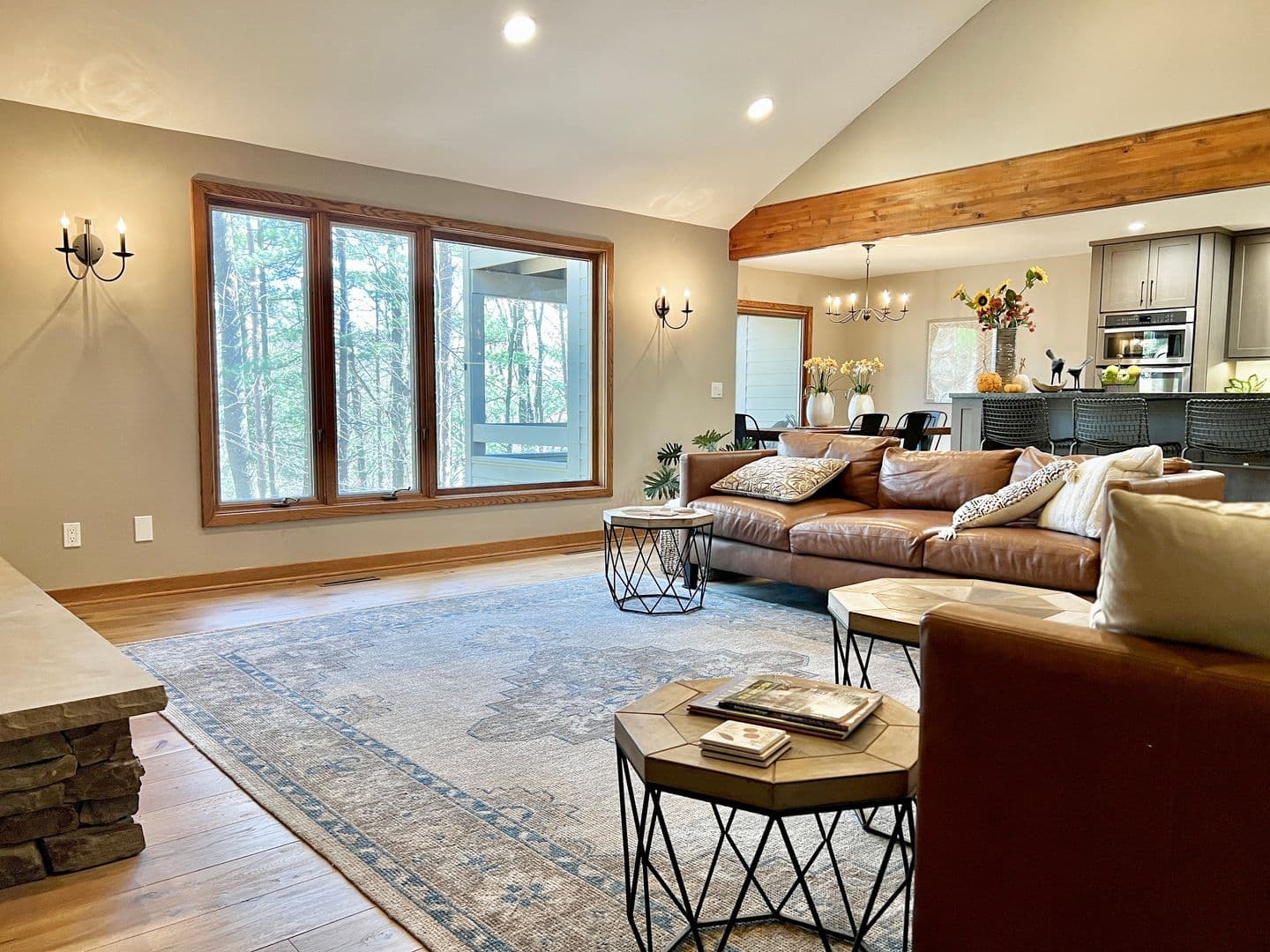 Traverse City House: 6245 Summit Court