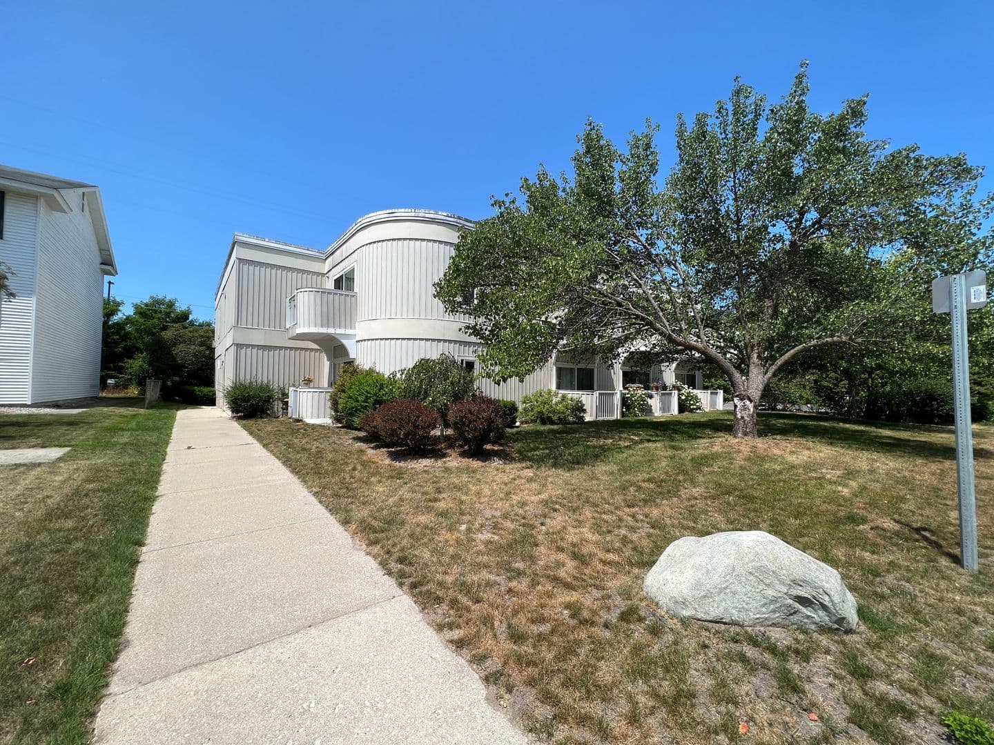 Traverse City Condo: 124 Beech St #203