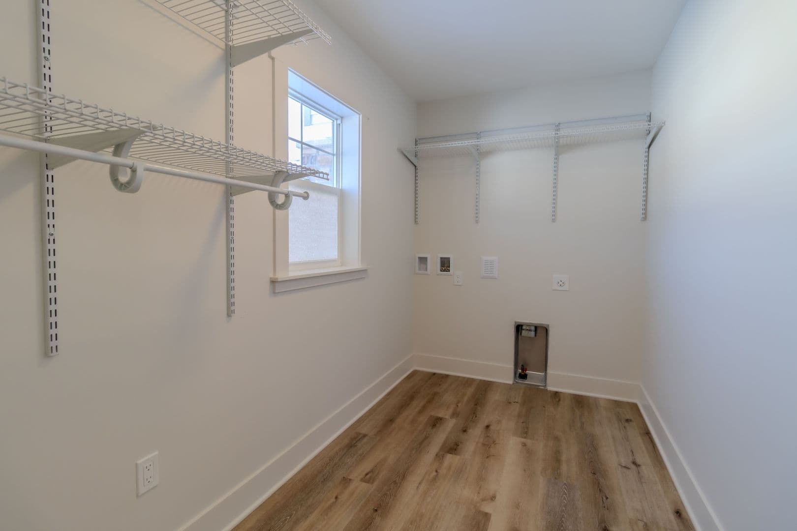 Traverse City Apartment: 1548 Simsbury St.