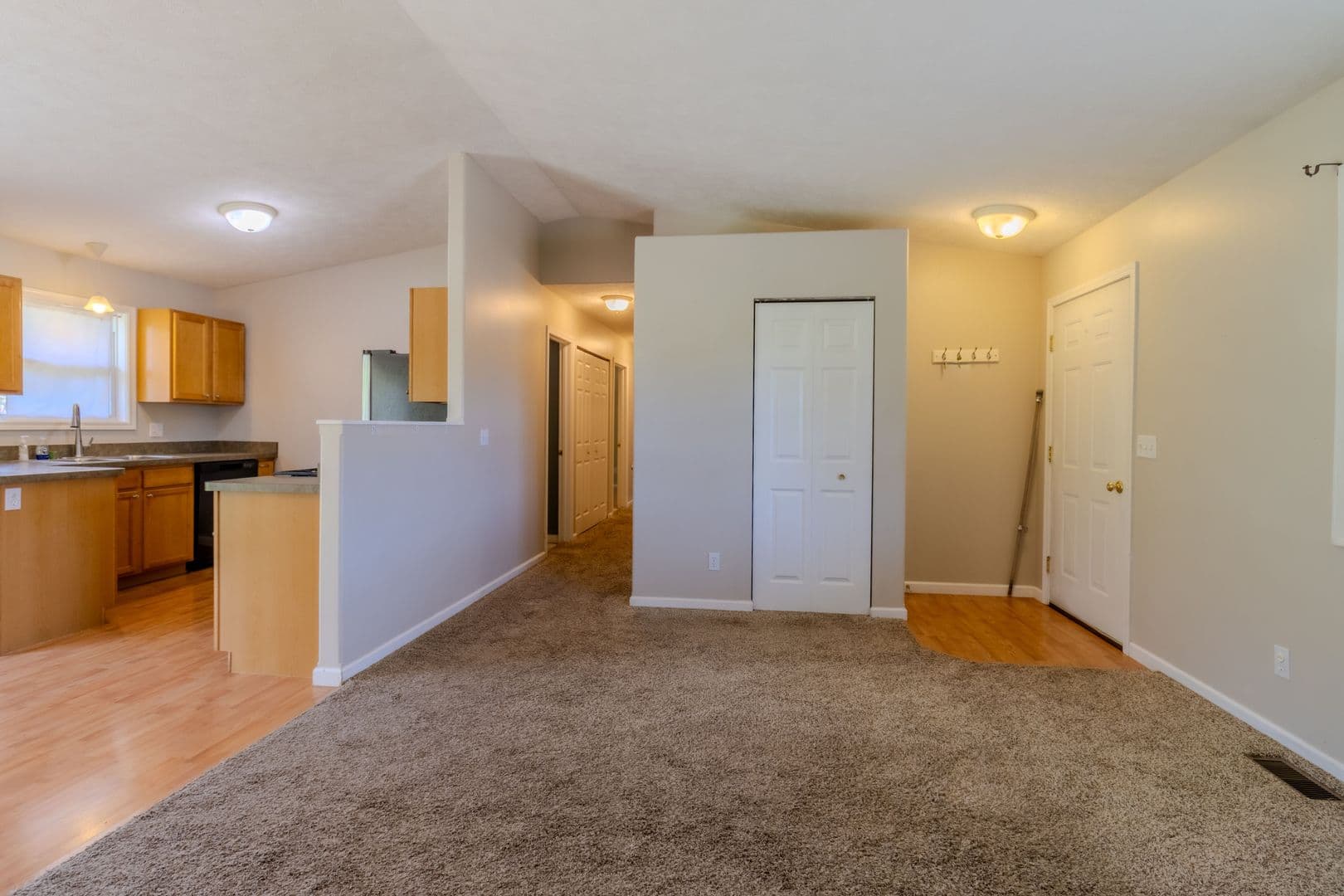 Grawn House: 2134 Labrador Ln