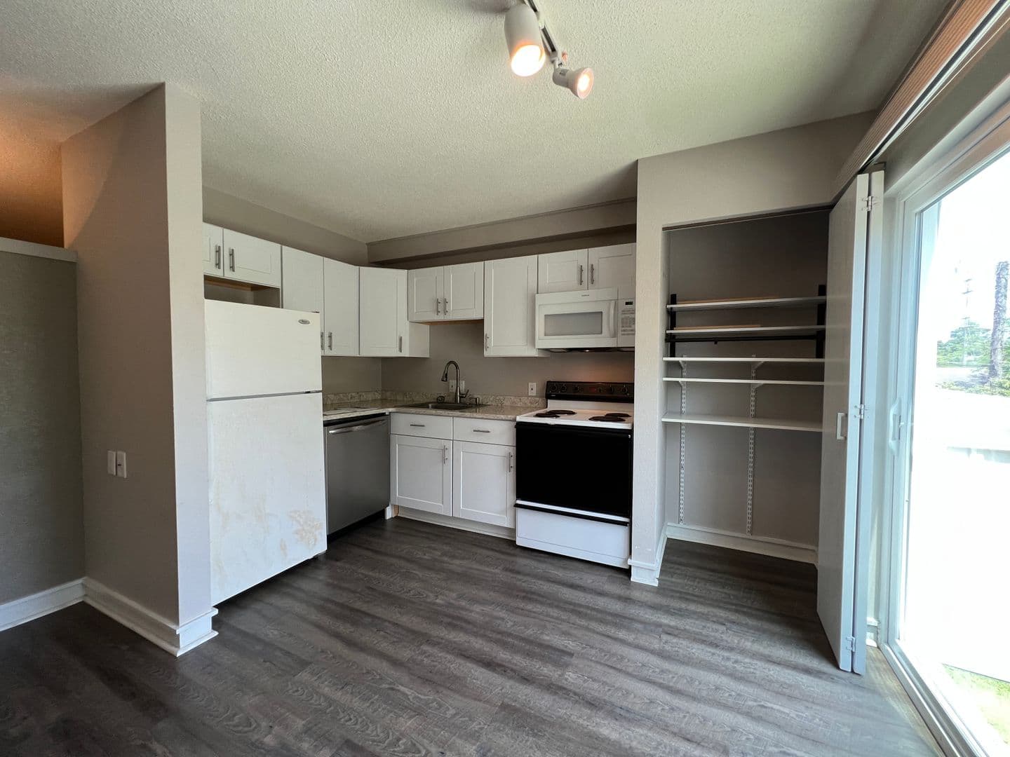 Traverse City Condo: 124 Beech St #203