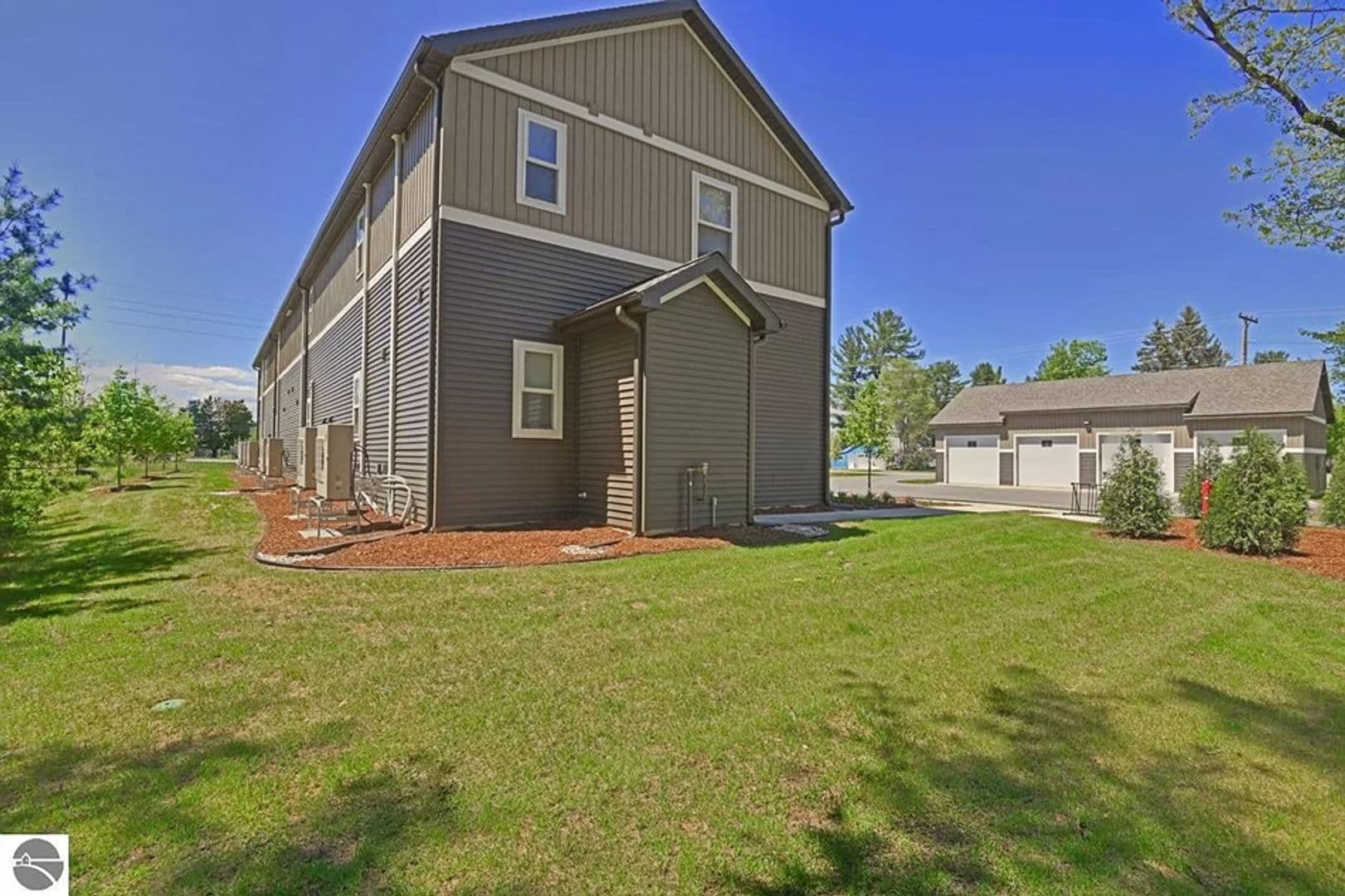 Traverse City Apartment: 822 Floresta St.