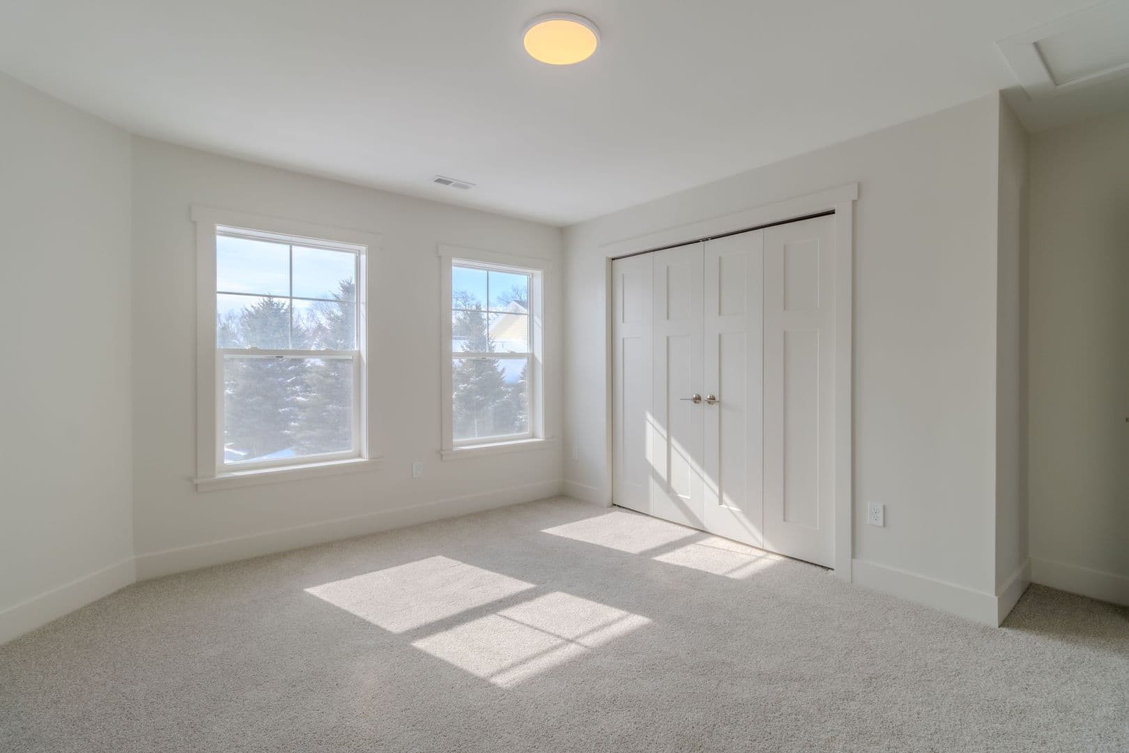 Traverse City Apartment: 1548 Simsbury St.