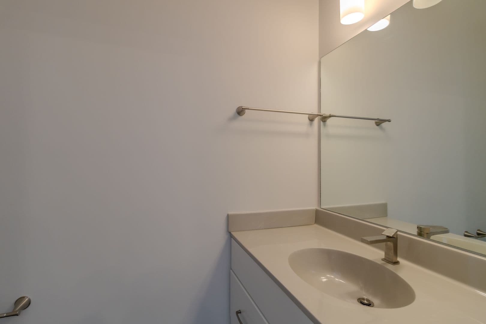 Traverse City Apartment: 1548 Simsbury St.