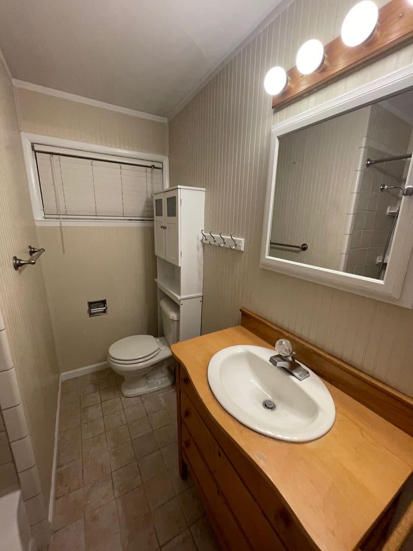 Traverse City House: 3884 Five Mile Road