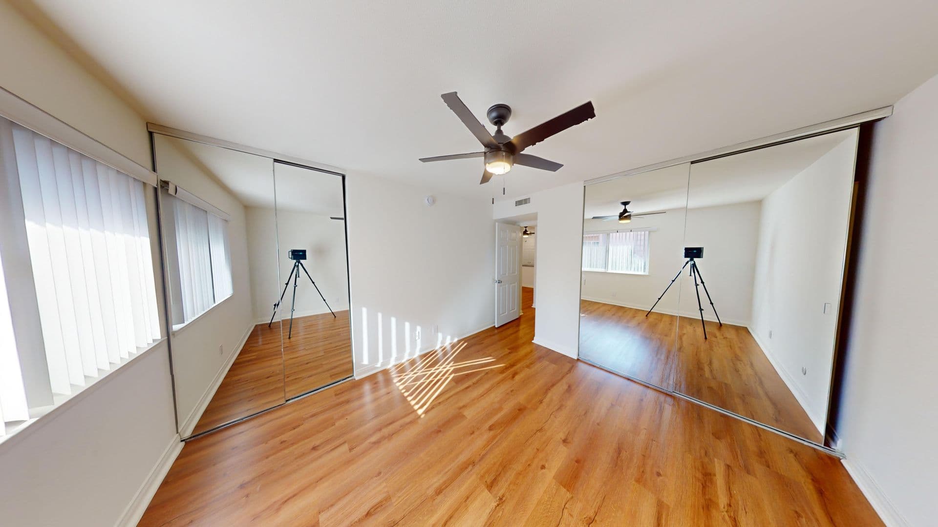 West Hills Apartment: 22833 Vanowen Street