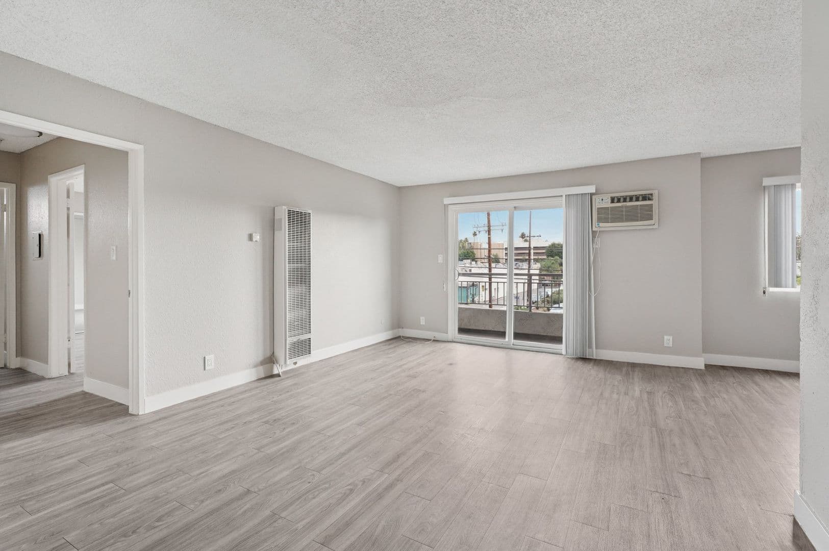 RESEDA Apartment: 8155 RESEDA BLVD.,