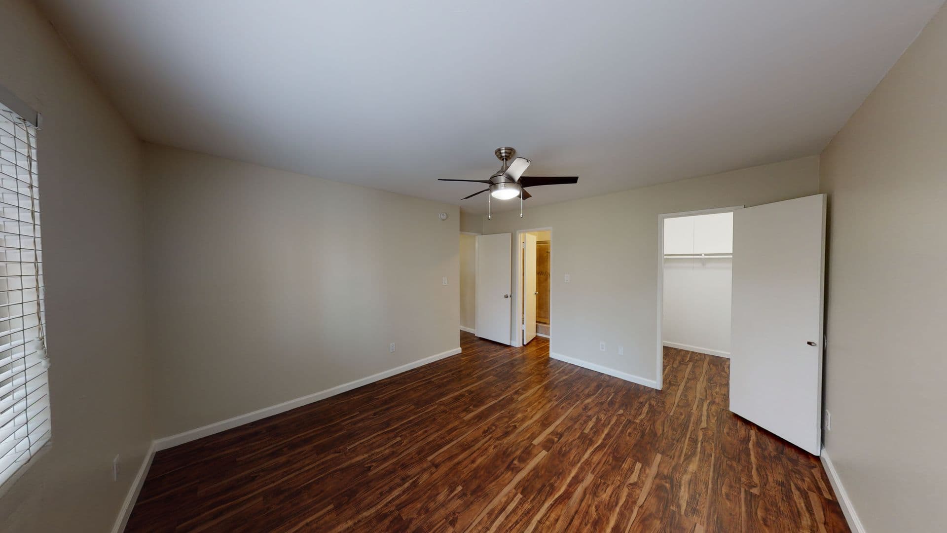 LOS ANGELES Apartment: 625 N. SYCAMORE AVE.