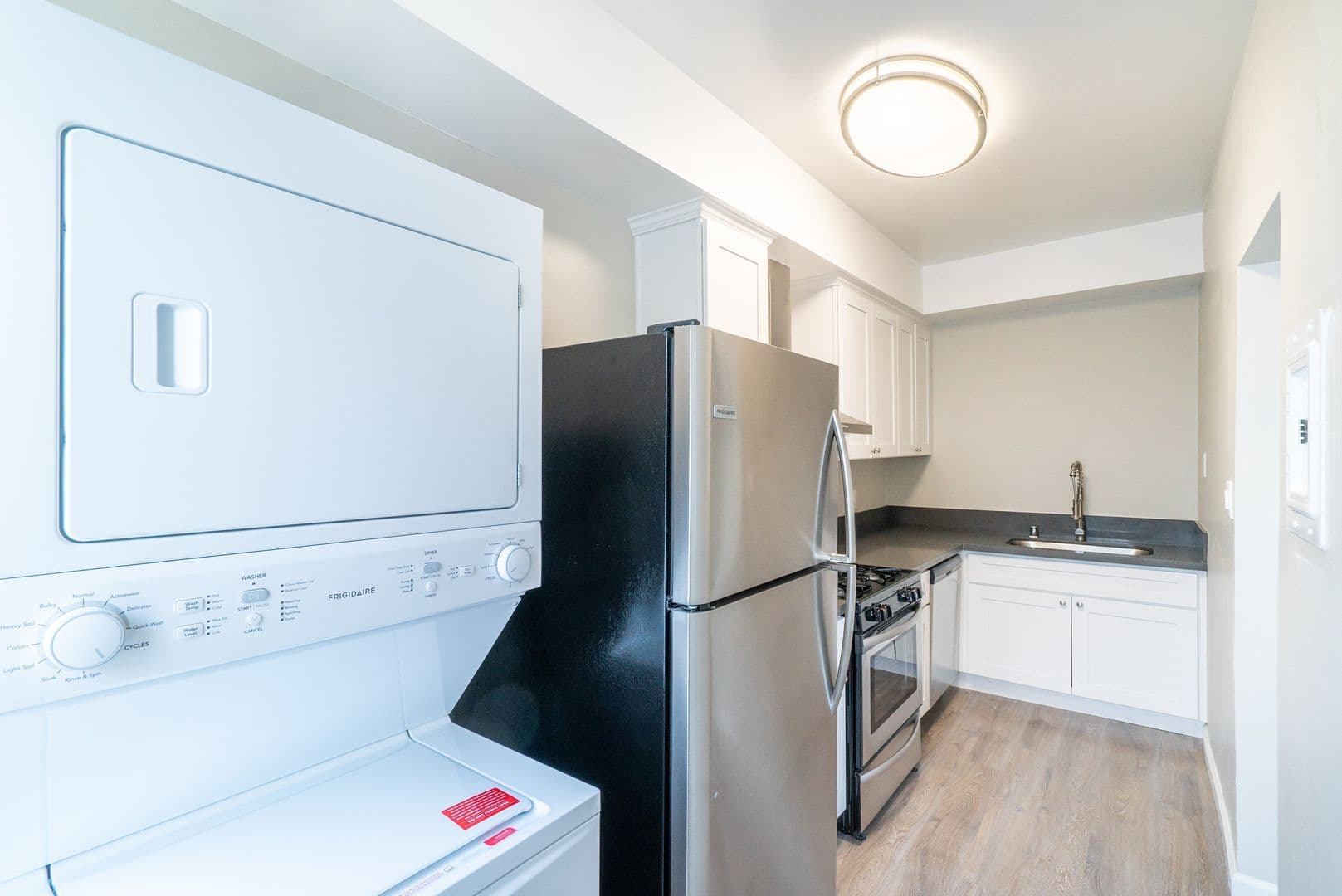 LOS ANGELES Apartment: 112 S. WESTMORELAND AVE.,