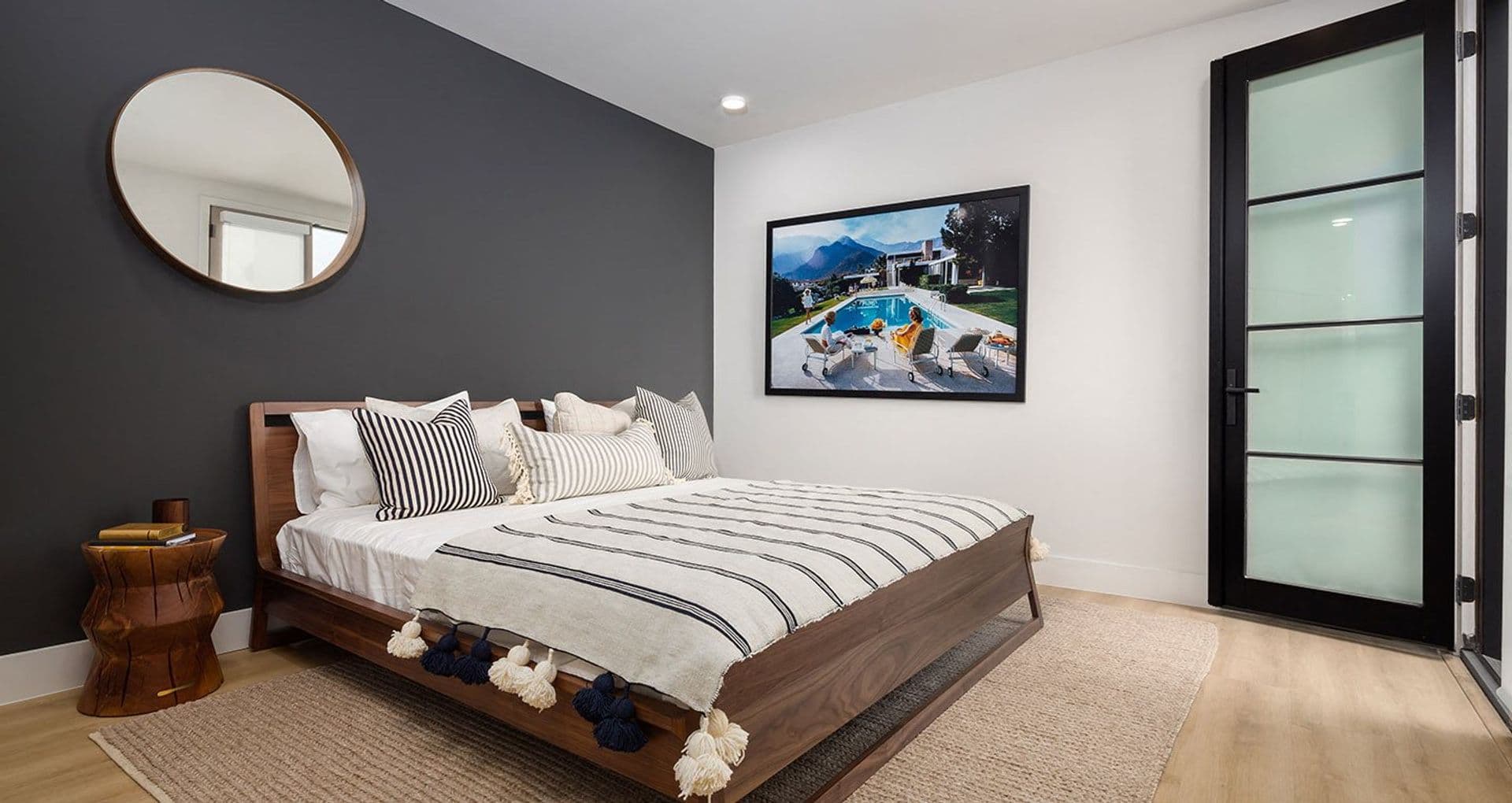 Los Angeles Apartment: 3675 Dunn Drive
