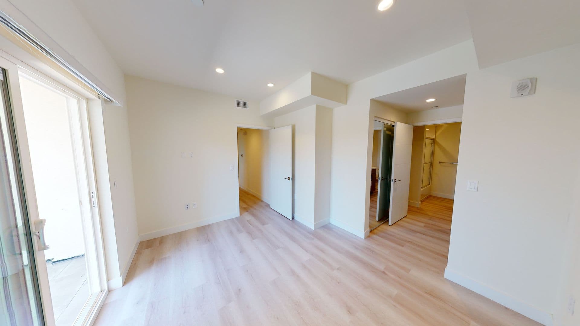CANOGA PARK Apartment: 7043 JORDAN AVE