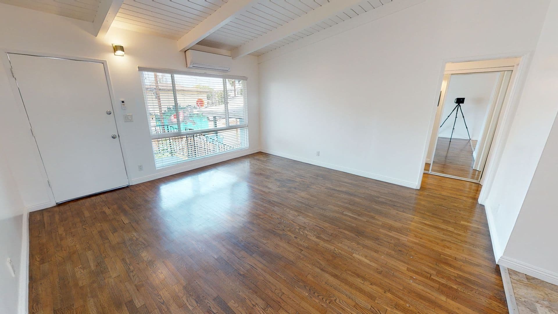 INGLEWOOD Apartment: 616 KEW ST.,