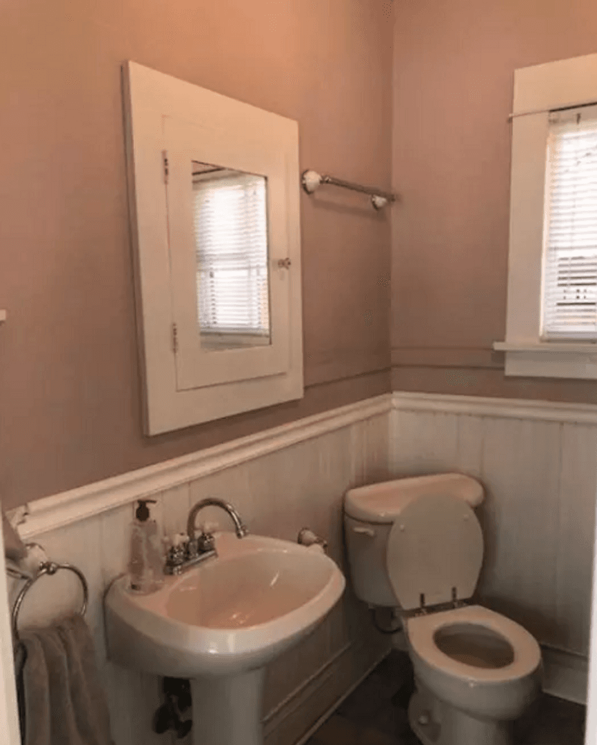 WEST HOLLYWOOD Apartment: 8957 CYNTHIA ST.,