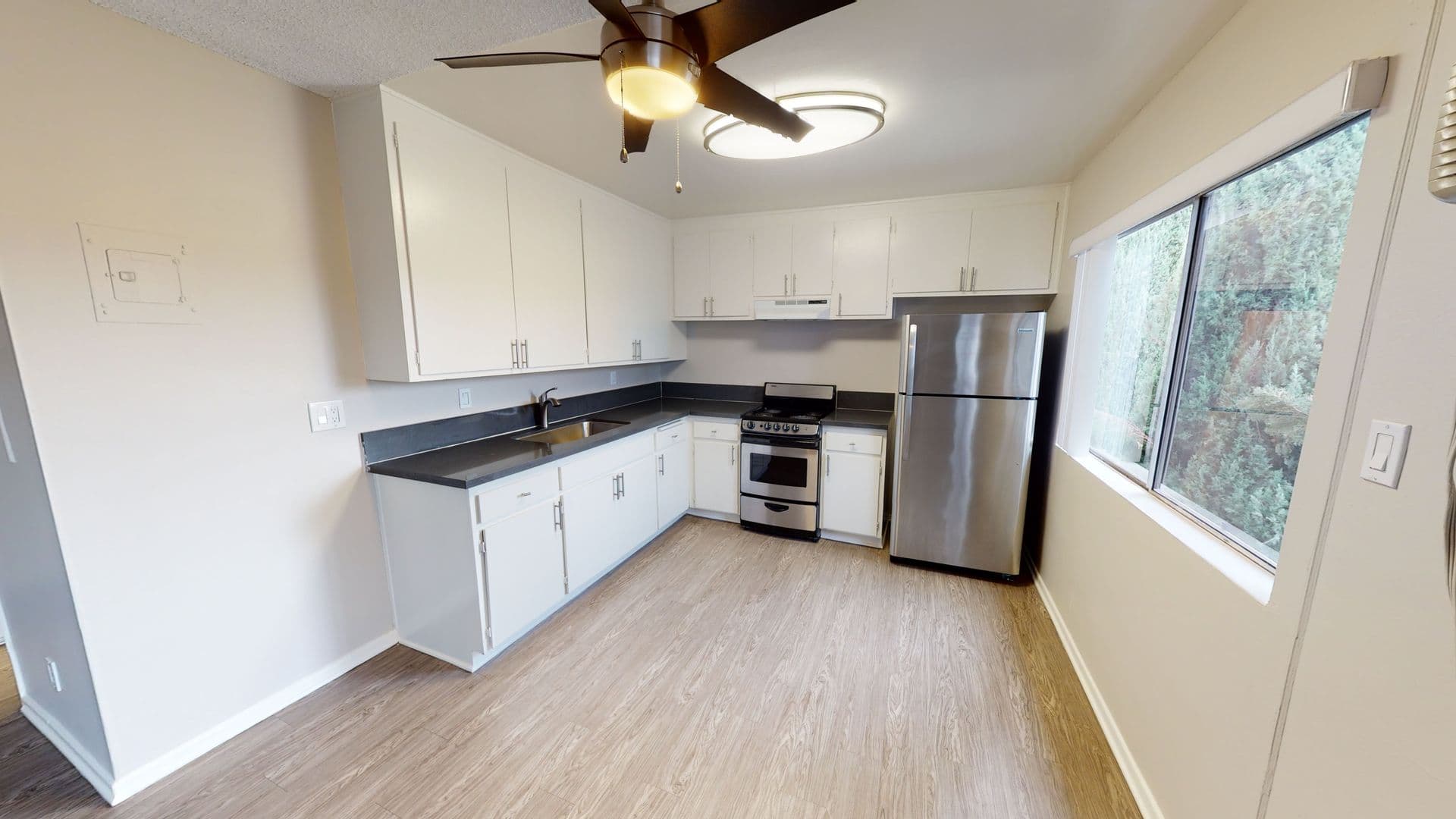 CANOGA PARK Apartment: 6822 MILWOOD AVE.,