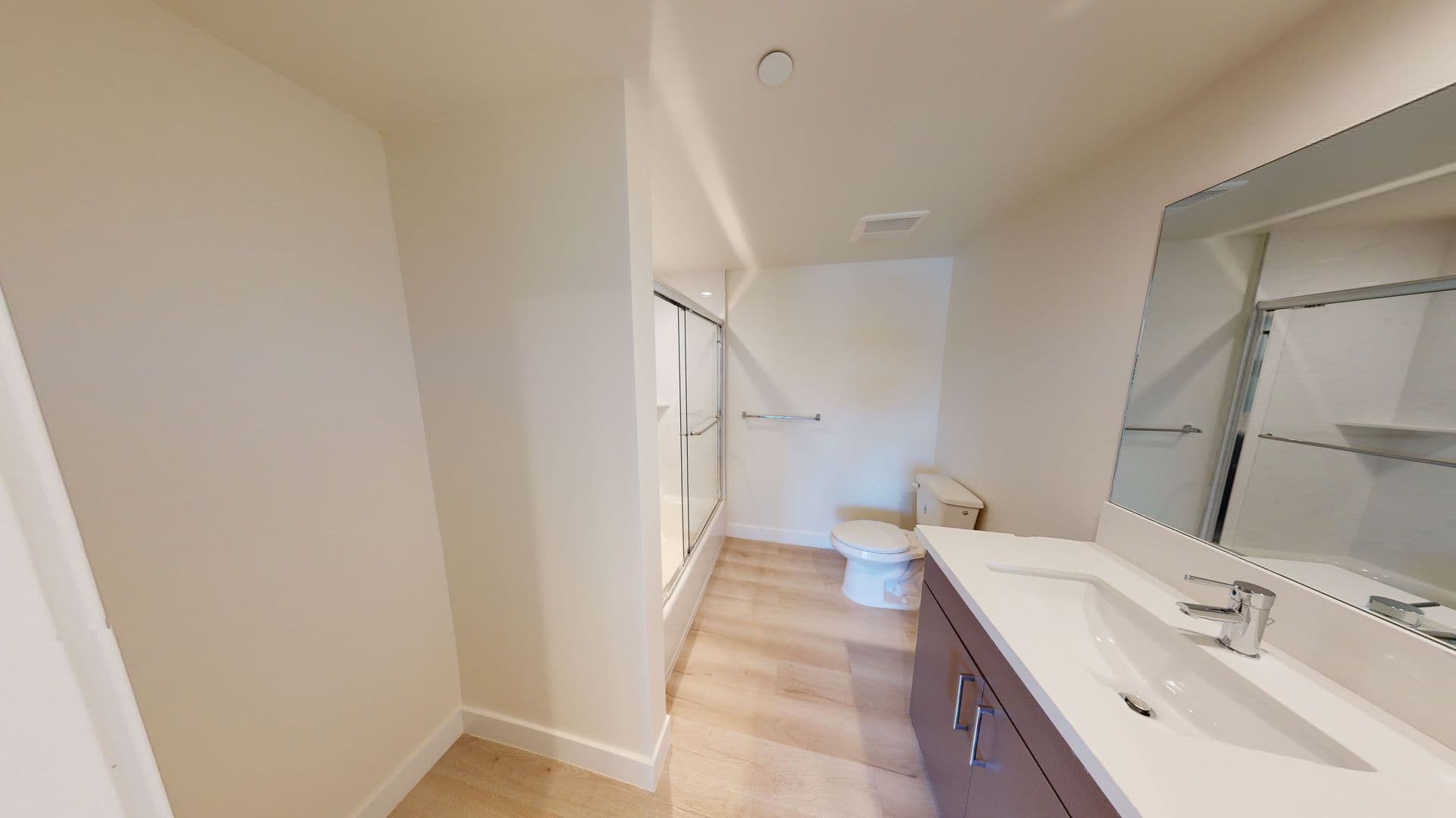 CANOGA PARK Apartment: 7043 JORDAN AVE
