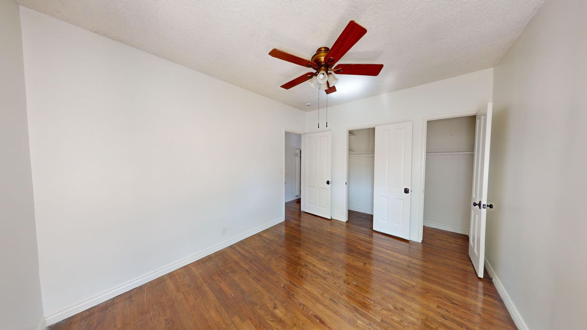 Los Angeles Apartment: 4302 Garthwaite Avenue