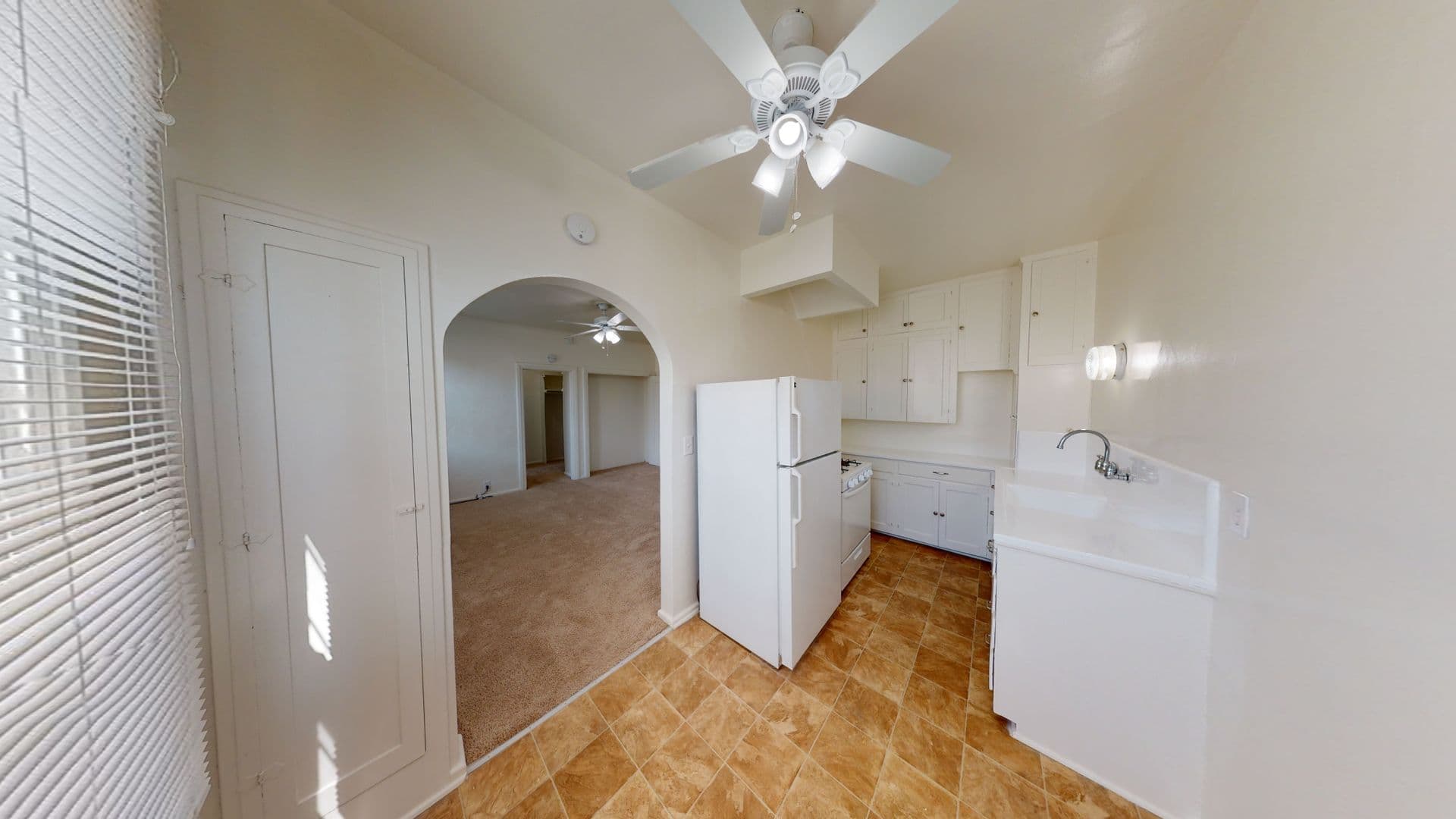 SOUTH PASADENA Apartment: 1821 FREMONT AVE.,