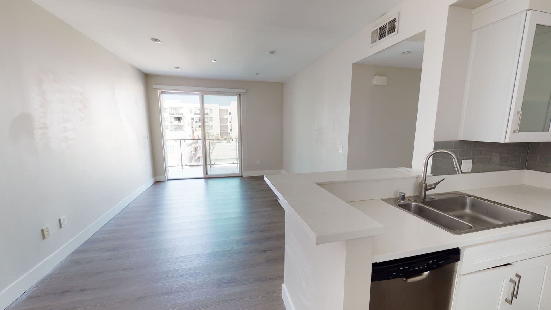 NORTH HOLLYWOOD Apartment: 5514 BONNER AVE.