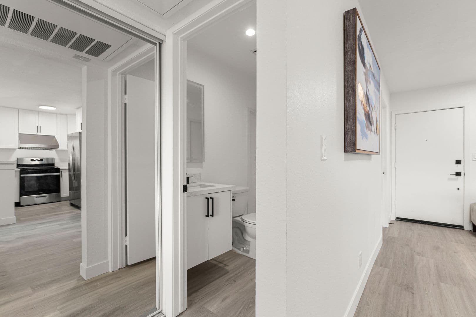 Northridge Apartment: 8803 Darby Avenue,