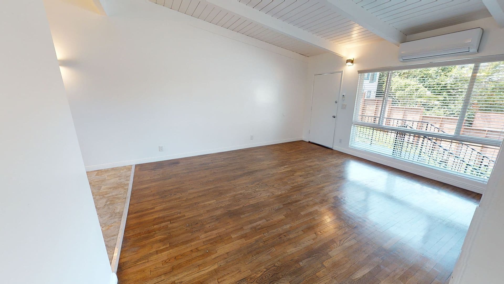 INGLEWOOD Apartment: 616 KEW ST.,