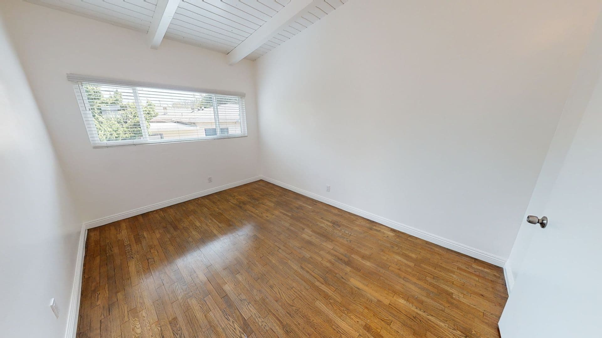INGLEWOOD Apartment: 616 KEW ST.,